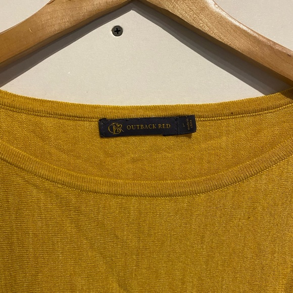Mustard yellow short sleeve top - Picture 4 of 4